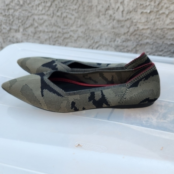Camo‎ Flats - Picture 7 of 7